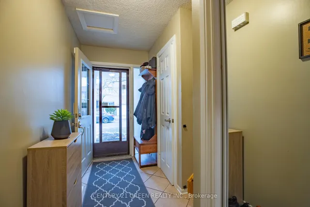 Additional image 17 of 26 Carisbrooke Crt Unit 26