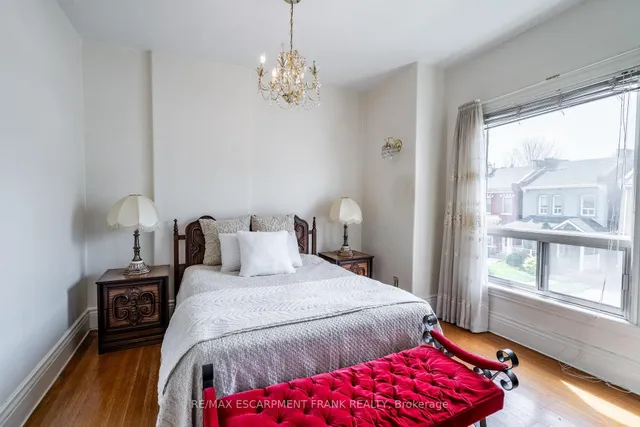 Additional image 28 of 244 HUGHSON St