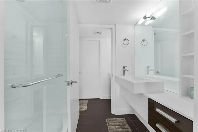 Additional image 15 of 38 Dan Leckie Way Unit 1909