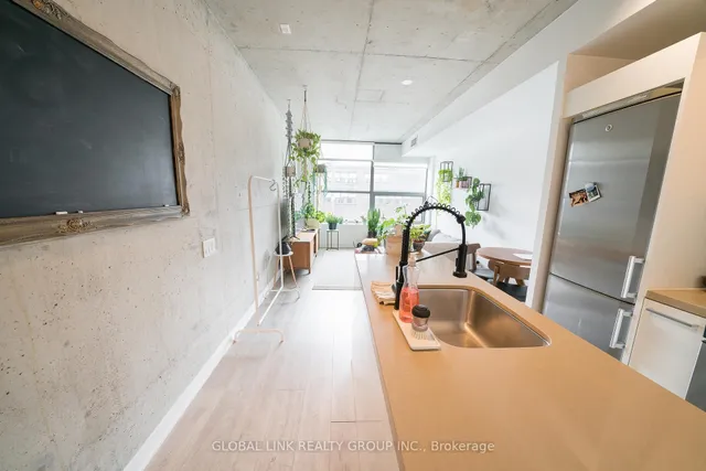 Additional image 3 of 319 Carlaw Ave Unit 306