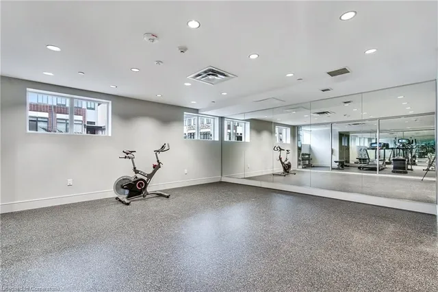 Additional image 27 of 16 Markle Cres Unit 403