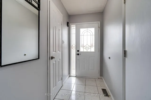 Additional image 39 of 5126 Des Jardines Dr