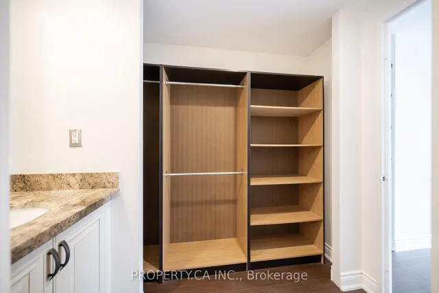 Additional image 16 of 55 Lombard St Unit 203