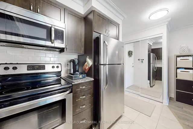 Additional image 15 of 525 Wilson Ave Unit 315