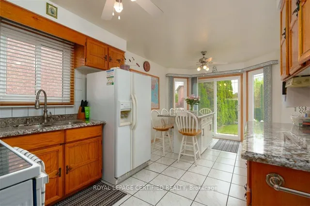 Additional image 13 of 48 Sunset Blvd