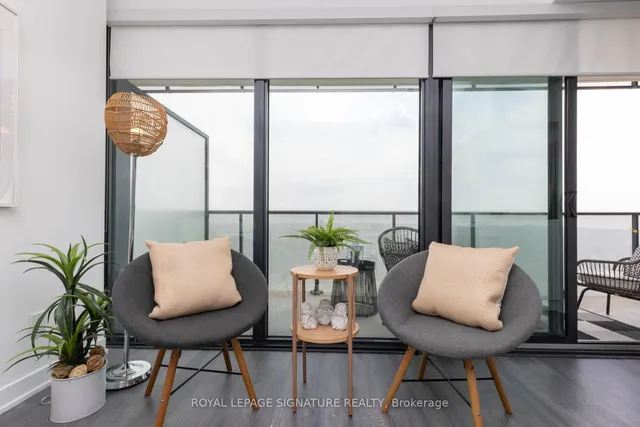 Additional image 6 of 185 Roehampton Ave Unit 2805