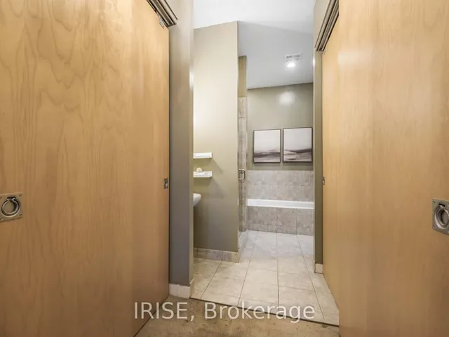 Additional image 4 of 155 Dalhousie St Unit 939