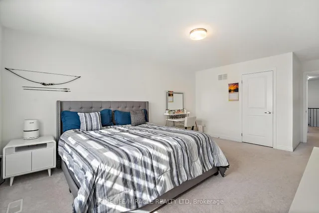 Additional image 29 of 609 Beam Crt