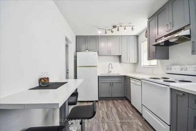 Additional image 3 of 1 Huntsmoor Rd