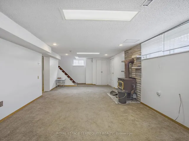 Additional image 18 of 146 Benjamin Blvd