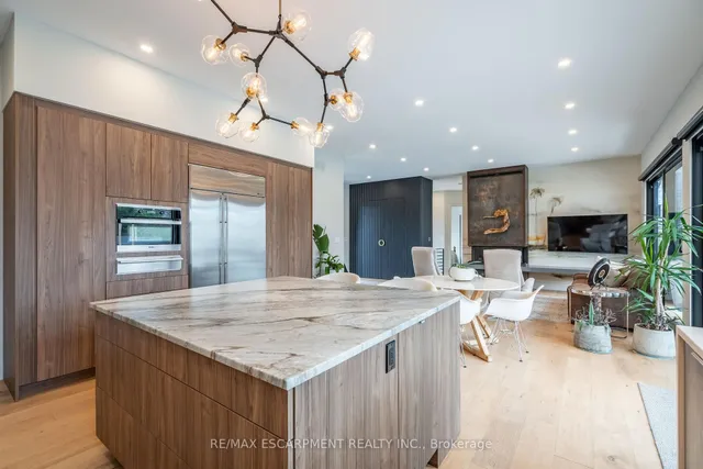 Additional image 16 of 46 Zellens Rd