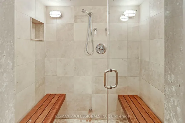 Additional image 35 of 231 Grenview Blvd