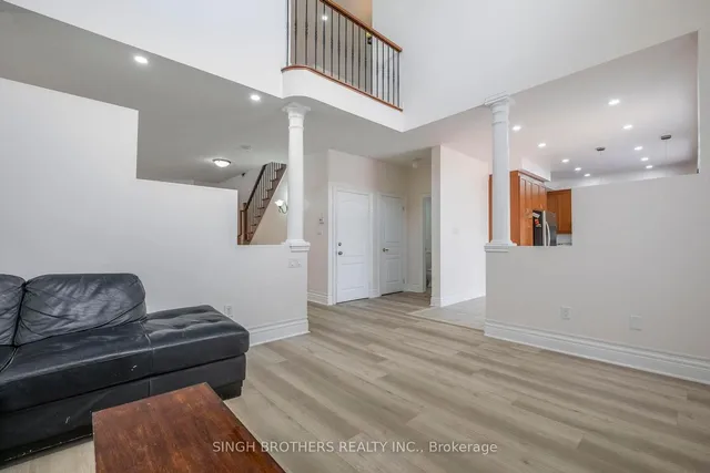 Additional image 35 of 78 Mainard Cres