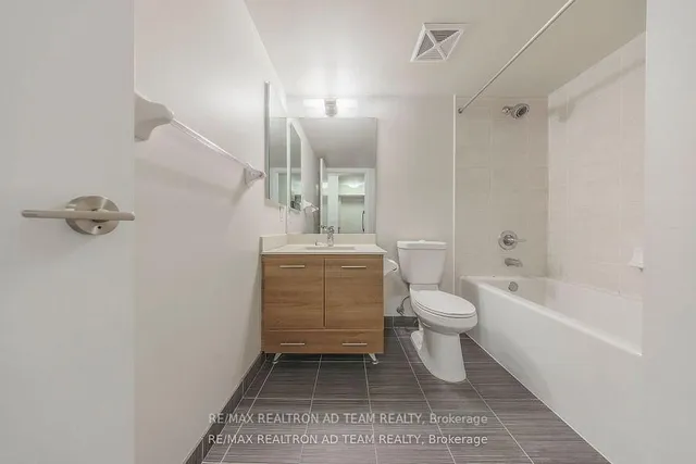 Additional image 2 of 125 Village Green Sq Unit 706