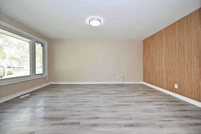 Additional image 9 of 73 Hickory Heights Cres