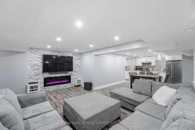 Additional image 35 of 7 Prince Edward Blvd