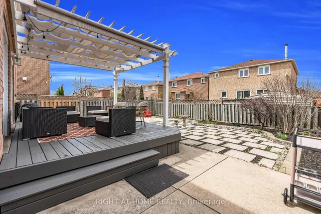 Additional image 45 of 1595 Meadowfield Cres