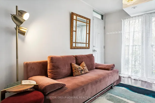 Additional image 10 of 34 Western Battery Rd Unit 435