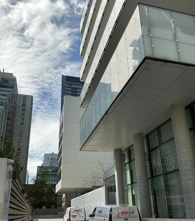 Additional image 29 of 185 Roehampton Ave Unit 1510