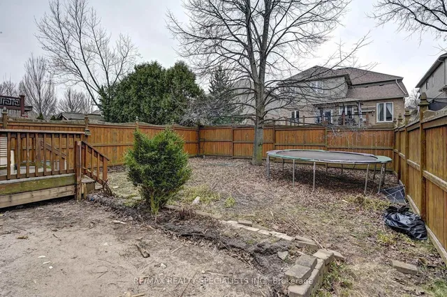 Additional image 38 of 42 Bridleridge St