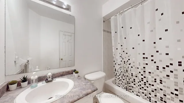 Additional image 35 of 371 Fairgate Way