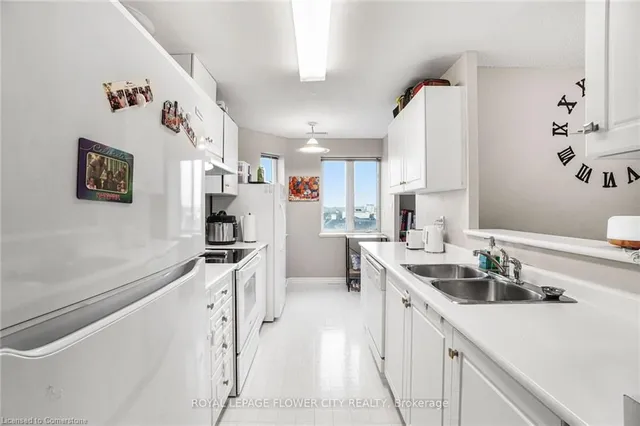 Additional image 11 of 10 Dayspring Cir Unit 701