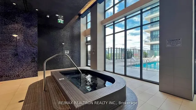 Additional image 28 of 30 Inn On The Park Dr Unit 3706