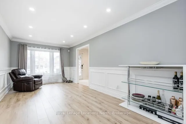 Additional image 14 of 120 Candy Cres