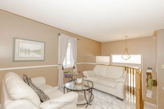 Additional image 11 of 243 Cresthaven Rd