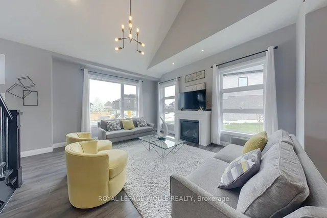 Additional image 17 of 69 Eaglecrest St