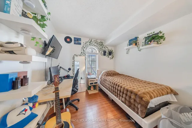 Additional image 18 of 58 Sidney Belsey Cres Unit 202