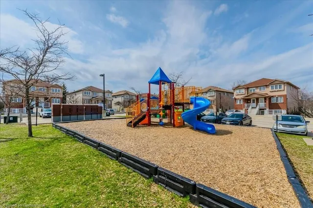 Additional image 26 of 50 Howe Dr Unit 18D