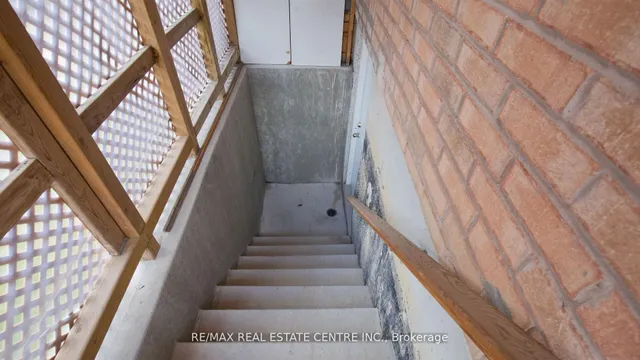 Additional image 41 of 32 Pappain Cres