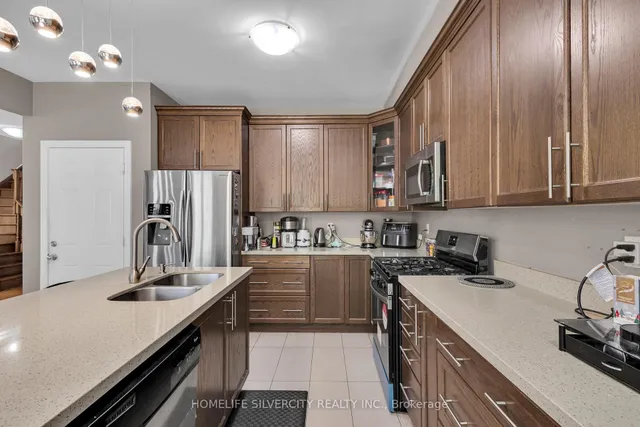 Additional image 11 of 38 George Robinson Dr