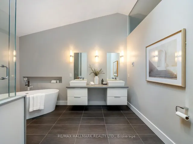 Additional image 11 of 15 Briar Dale Blvd