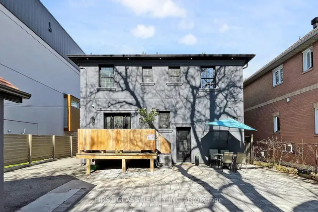 Additional image 40 of 2950 Bayview Ave