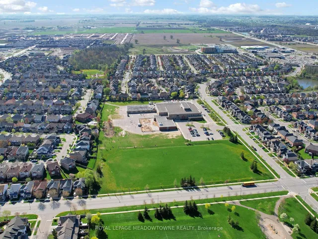 Additional image 35 of 1421 Costigan Rd Unit 202