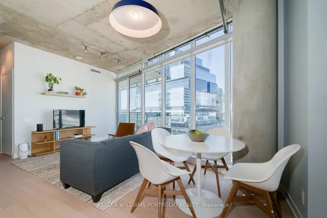 Additional image 18 of 318 King St Unit 1212