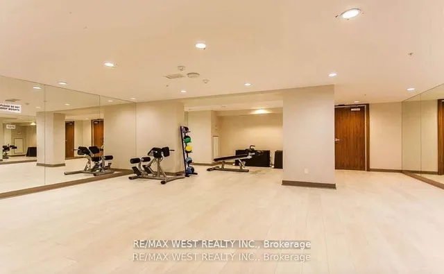 Additional image 24 of 295 Adelaide St Unit 802