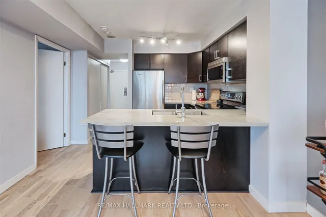 Additional image 11 of 650 Queens Quay Unit 509