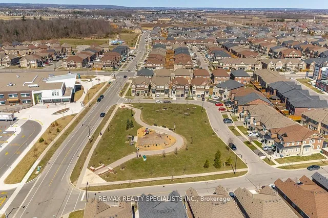 Additional image 48 of 52 Abercrombie Cres