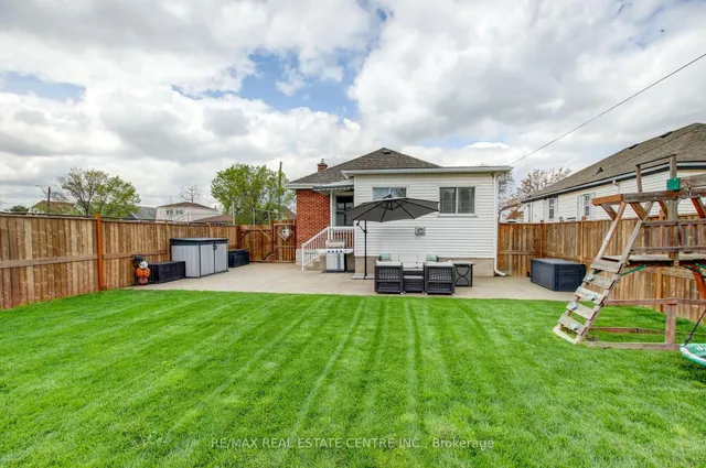 Additional image 39 of 182 Glennie Ave