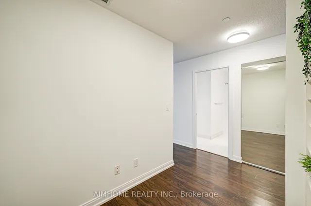 Additional image 8 of 255 Village Green Sq Unit 604