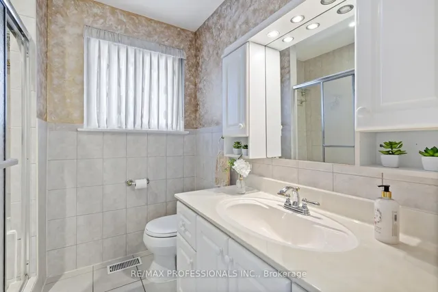 Additional image 22 of 59 Wareside Rd