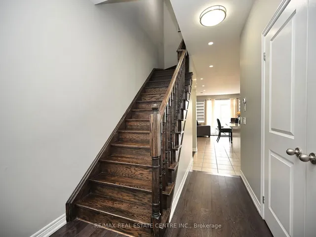 Additional image 8 of 53 Dufay Rd
