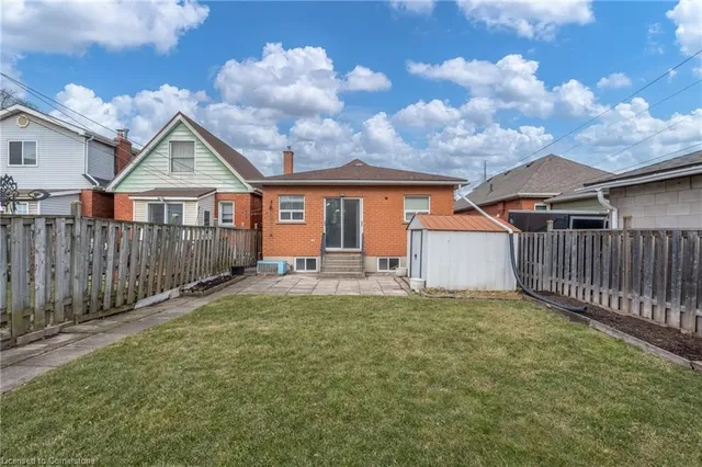 Additional image 27 of 276 Balmoral Ave