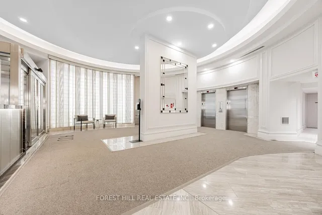 Additional image 37 of 900 Yonge St Unit 201