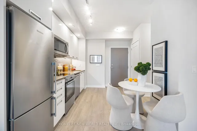 Additional image 11 of 99 John St Unit 1302