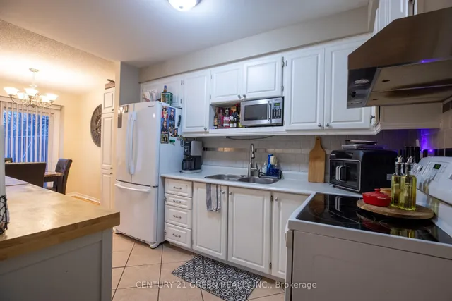 Additional image 32 of 26 Carisbrooke Crt Unit 26