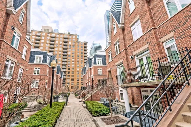 Additional image 20 of 98 Redpath Ave Unit 9